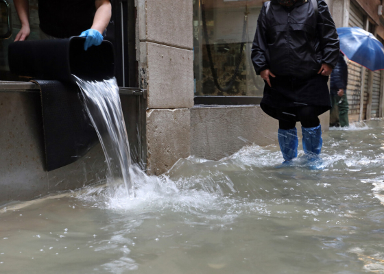 Don't Get Soaked: Why Your Business Needs Flood Insurance 