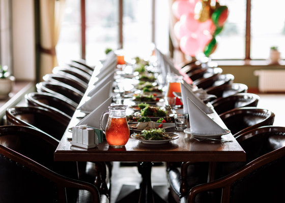 The Pros and Cons of Adding a Private Room to Your Restaurant